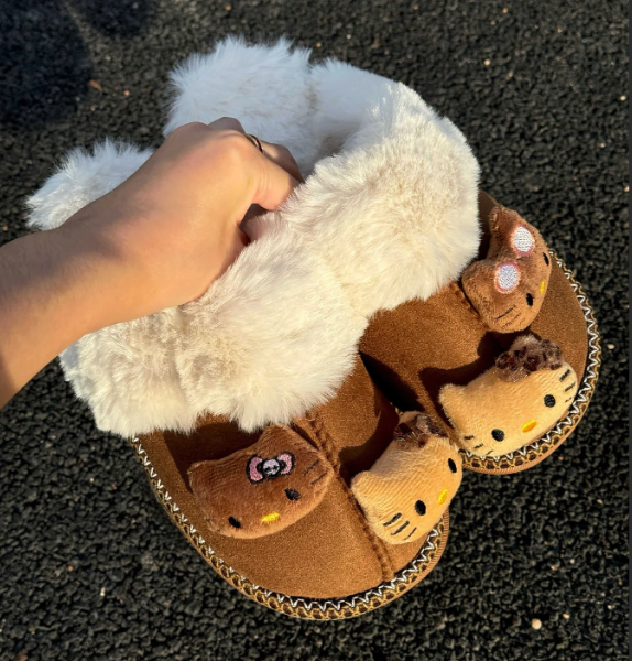 Hello Kitty Slippers